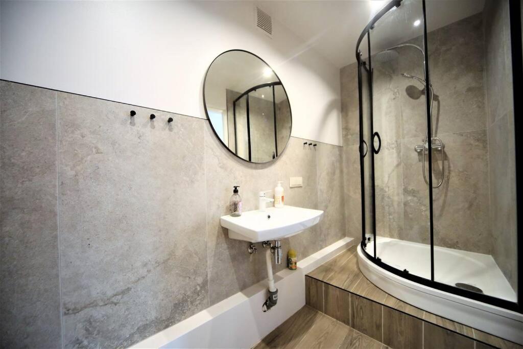 Two Bedroom / Old Town With Private Terrace Riga Exterior photo
